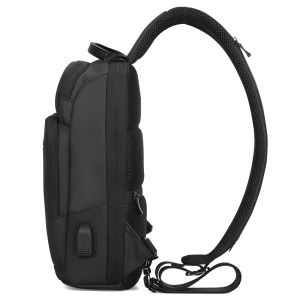 马可莱登（MARK RYDEN）单肩包男士胸包大容量斜挎包多功能9.7英寸iPad小背包旅行挎包MR7618典雅黑